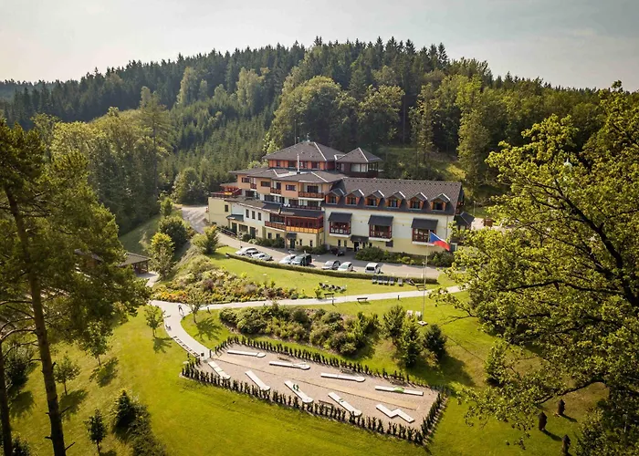 Hotel Studanka 4*