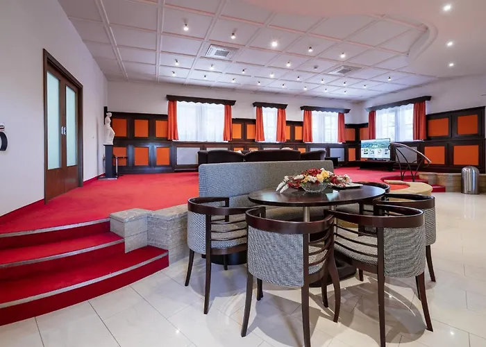 司徒坦克酒店 酒店 4*